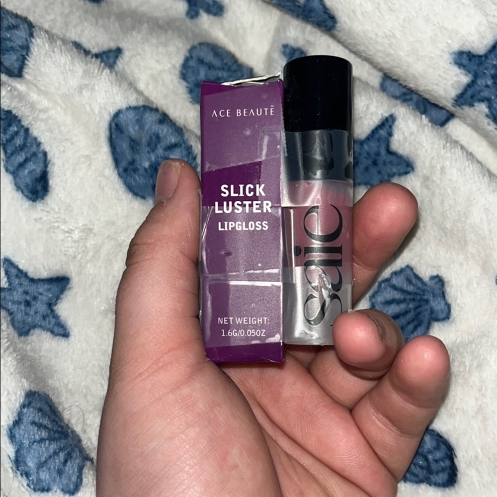 Ace Beaute Slick Luster Lipgloss - Purple